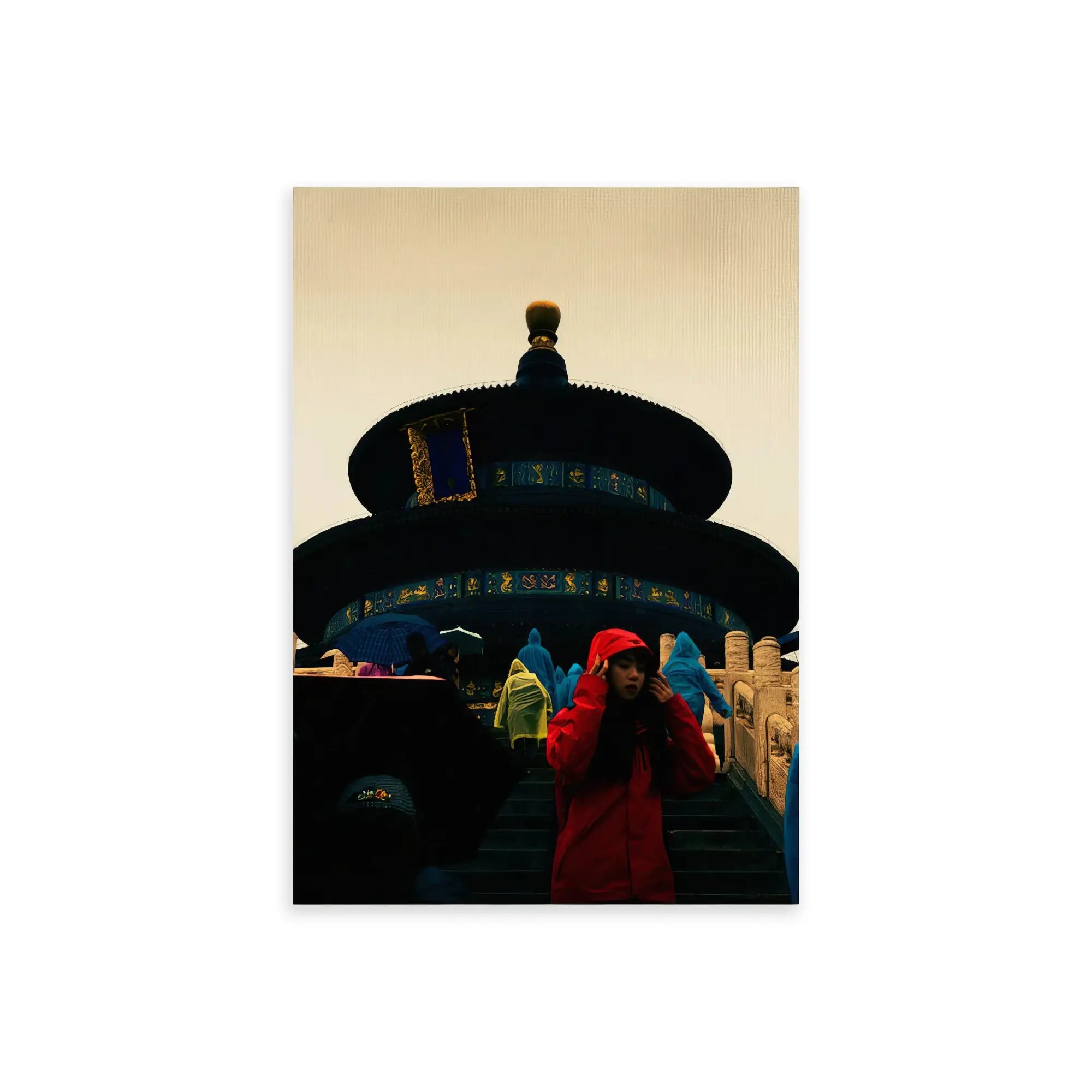 Nº 001 – Lady in Red